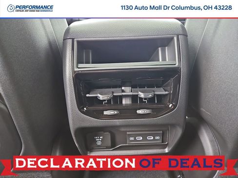 New 2026 Jeep Grand Cherokee Altitude image 15