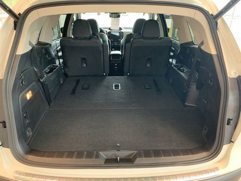 Used 2022 Subaru Ascent Touring w/ Popular Package #2A AWD/4WD image 19