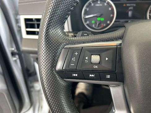 Used 2024 Mitsubishi Outlander SE AWD/4WD image 51