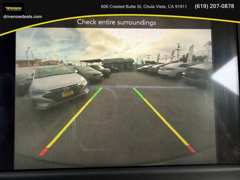 Used 2019 Dodge Charger SXT w/ Plus Group image 21