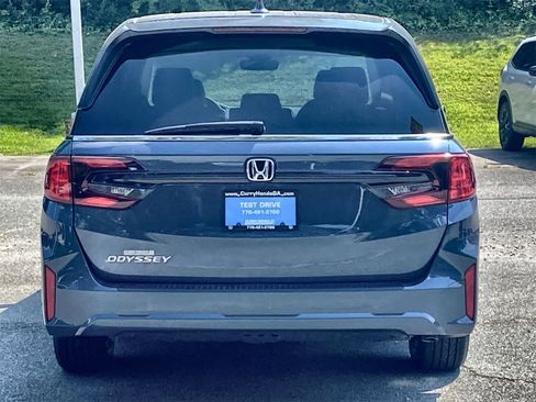 New 2026 Honda Odyssey EX-L image 3
