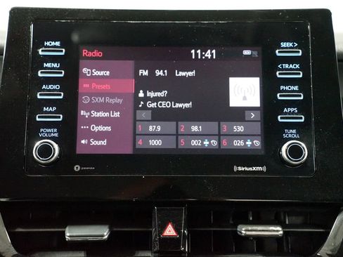 Used 2021 Toyota Camry SE FWD image 18