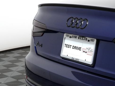 Used 2019 Audi A4 2.0T Premium image 34