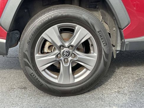 Used 2023 Toyota RAV4 XLE w/ Convenience Package FWD image 9