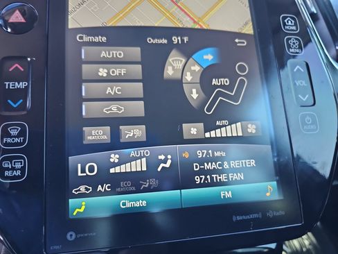 Used 2021 Toyota Prius Prime XLE w/ Carpet Mat Package (TMS) FWD image 26