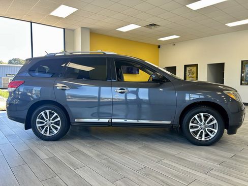 Used 2013 Nissan Pathfinder SL image 5