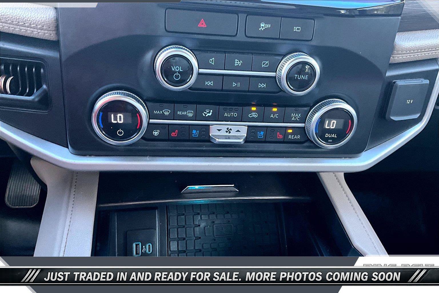 Used 2022 Ford Expedition Limited RWD image 24