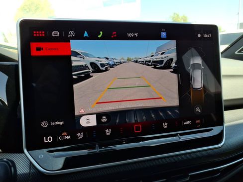 New 2026 Volkswagen GTI SE FWD image 20