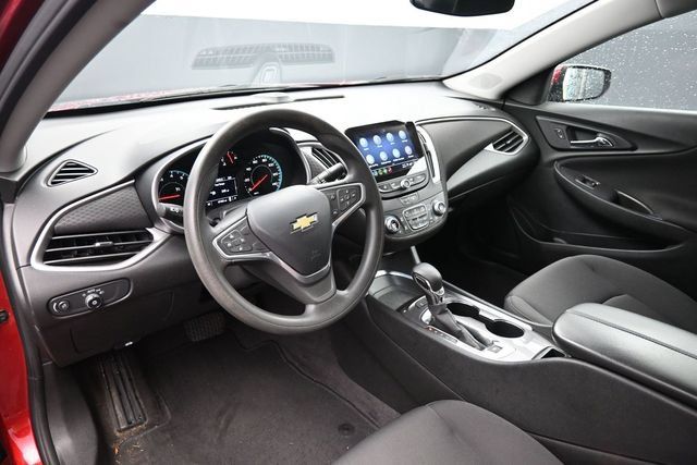 Used 2022 Chevrolet Malibu LT FWD image 17