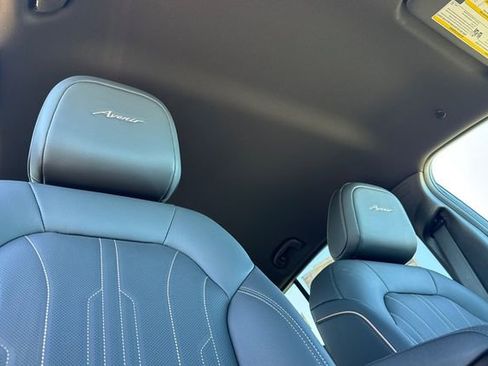 New 2026 Buick Envista Avenir image 18