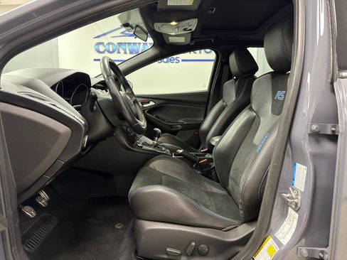 Used 2016 Ford Focus RS image 9