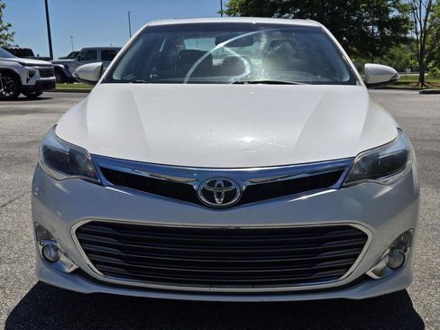 Used 2014 Toyota Avalon XLE Touring FWD image 2