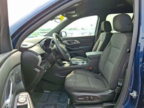 Used 2023 Chevrolet Traverse LT image 14