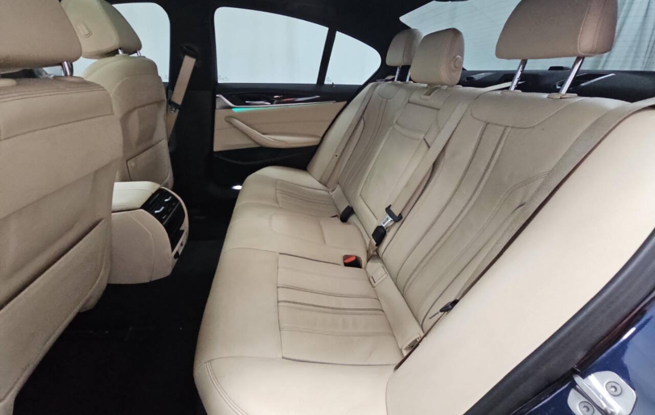 Used 2019 BMW 540i xDrive AWD/4WD image 13