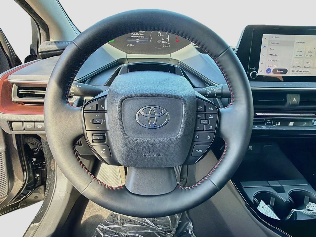 Used 2025 Toyota Prius Plug-In Hybrid FWD image 10