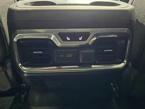 Used 2021 GMC Sierra 3500 AT4 w/ AT4 Premium Plus Package AWD/4WD image 15
