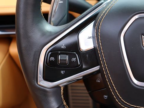 Used 2023 Chevrolet Corvette Stingray Premium Conv w/ Z51 Performance Package RWD image 19