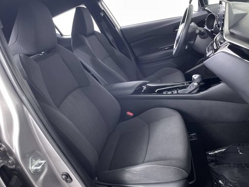 Used 2019 Toyota C-HR XLE FWD image 23