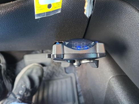 Used 2011 Chevrolet Silverado 1500 LTZ w/ Max Trailering Pack image 30