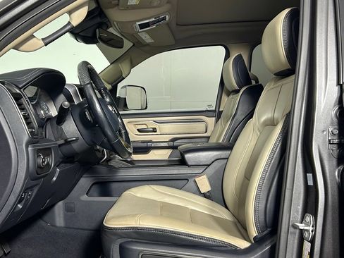 Used 2019 RAM 1500 Limited AWD/4WD image 32