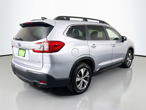 Used 2025 Subaru Ascent Premium AWD/4WD image 10