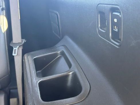 Used 2019 GMC Acadia SLT image 44