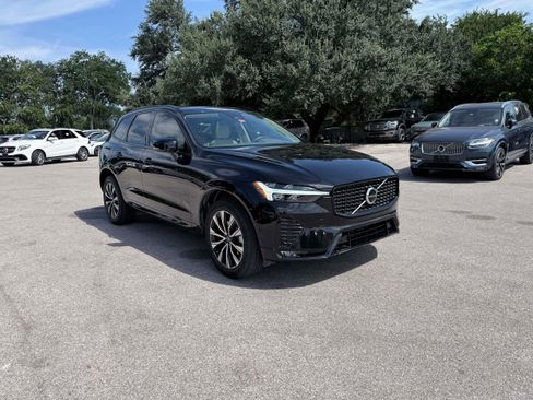 Certified 2024 Volvo XC60 B5 Plus w/ Protection Package Premier AWD/4WD image 7