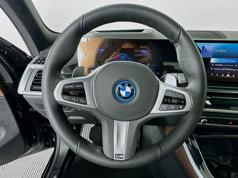 New 2026 BMW X5 xDrive50e w/ M Sport Package AWD/4WD image 10
