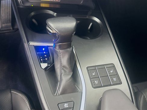 Used 2024 Lexus UX 250h F Sport image 24