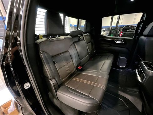 Used 2026 Chevrolet Silverado 1500 High Country AWD/4WD image 16