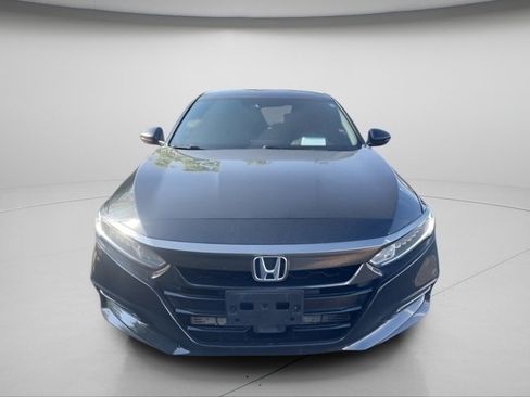 Used 2019 Honda Accord Sport image 3