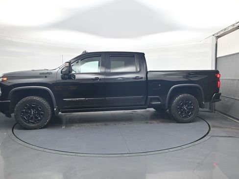 Used 2024 Chevrolet Silverado 2500 High Country w/ High Country Premium Package image 5