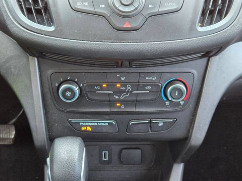 Used 2018 Ford Escape S FWD image 18