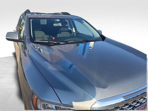 Used 2023 GMC Acadia Denali w/ Trailering Package image 14