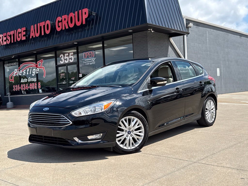 Used 2018 Ford Focus Titanium FWD image 17