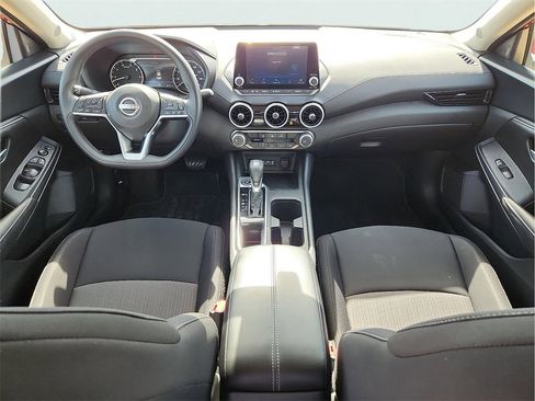 Used 2024 Nissan Sentra SV image 13