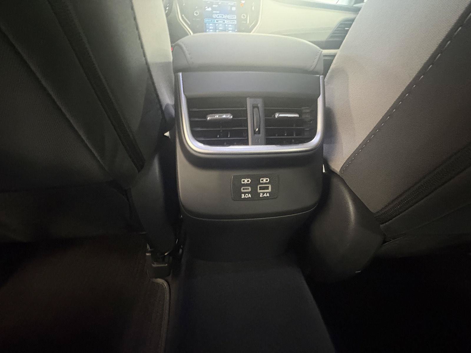 Used 2025 Subaru Legacy Premium AWD/4WD image 18