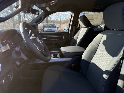 New 2026 RAM 3500 Big Horn AWD/4WD image 15