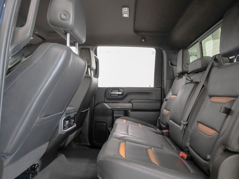 Used 2022 GMC Sierra 2500 AT4 image 29