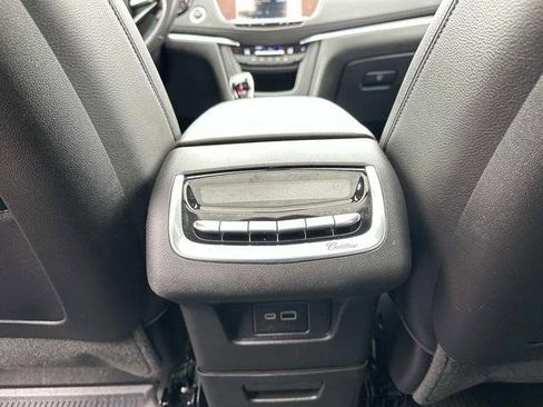 Certified 2024 Cadillac XT6 Luxury w/ LPO, Floor Liner Package AWD/4WD image 19