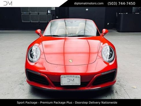 Used 2018 Porsche 911 Carrera 4S AWD/4WD image 12