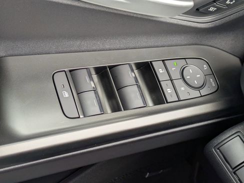 New 2026 Subaru Solterra image 24