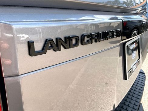 Used 2026 Toyota Land Cruiser w/ Premium Package AWD/4WD image 10