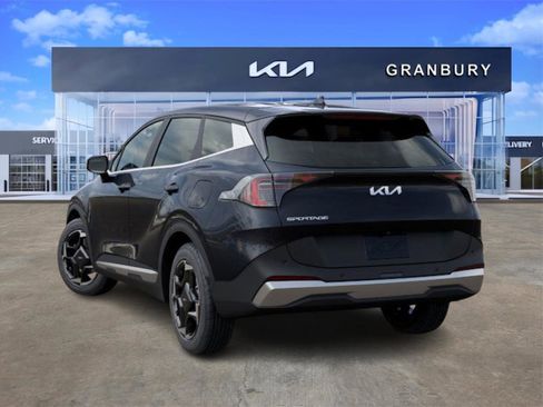 New 2026 Kia Sportage EX image 5