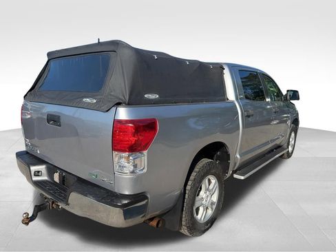 Used 2010 Toyota Tundra 4x4 CrewMax image 5