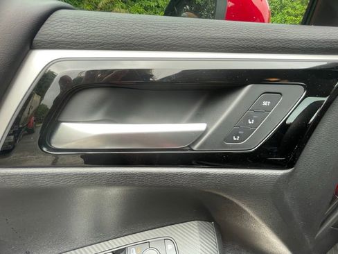 Used 2024 Mitsubishi Outlander SEL image 19