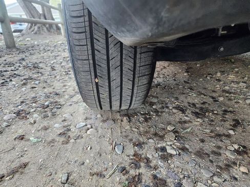 Used 2021 Kia Seltos S image 28