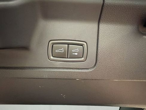 Used 2014 Porsche Panamera 4S Executive AWD/4WD image 17