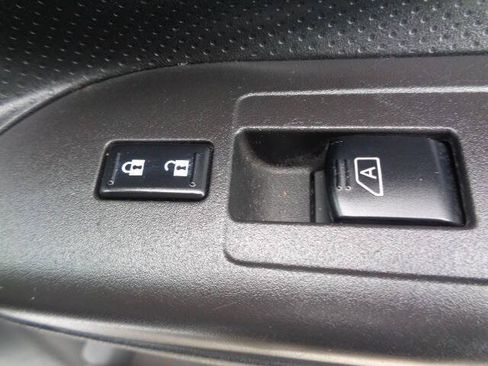 Used 2018 Nissan NV200 SV w/ Navigation Package FWD image 23