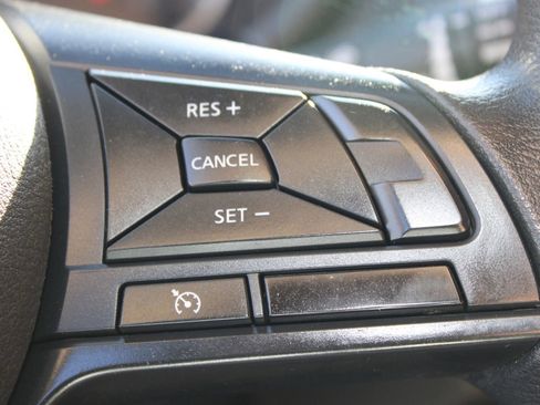 Used 2023 Nissan Kicks S FWD image 27